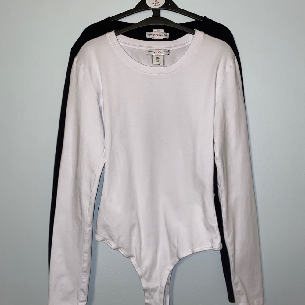 TWO PIECES - Black and White Long Sleeve Bodysuits